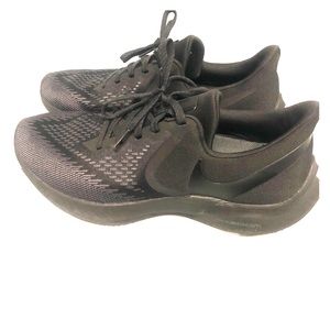 Nike Zoom Shoes, excellent